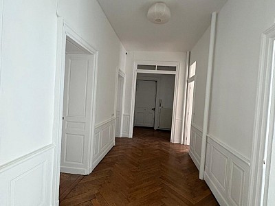 APPARTEMENT T5 A LOUER - LYON 2EME ARRONDISSEMENT Carnot-Charite - 182.92 m2 - 2�410�&euro; charges comprises par mois