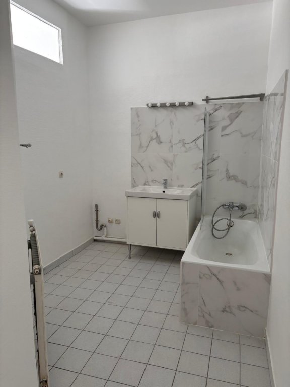 APPARTEMENT T5 A LOUER - LYON 2EME ARRONDISSEMENT Carnot-Charite - 182.92 m2 - 2�410�&euro; charges comprises par mois