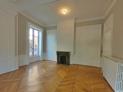 APPARTEMENT T5 A LOUER - LYON 2EME ARRONDISSEMENT Merciere-Grolee - 146.65 m2 - 2�823�&euro; charges comprises par mois
