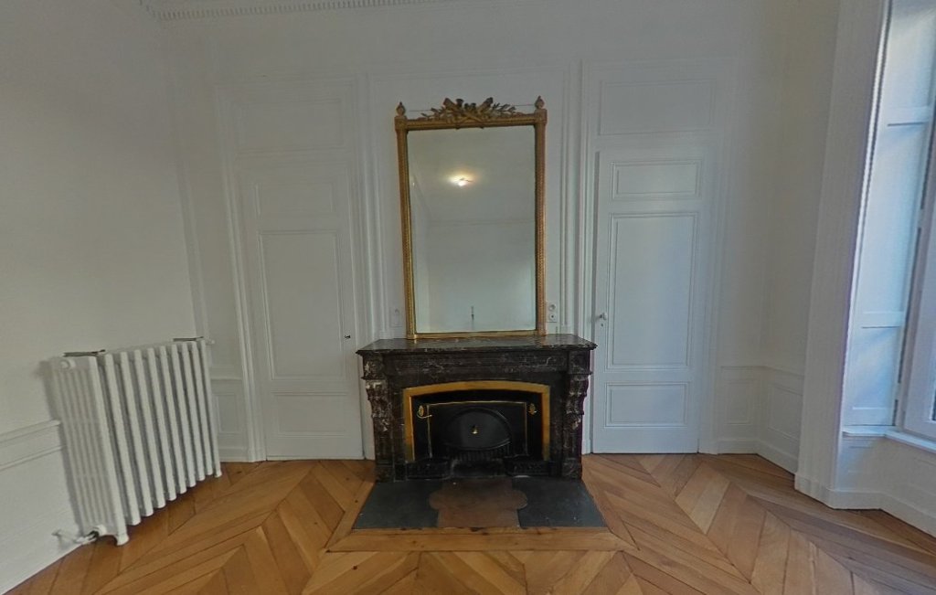 APPARTEMENT T5 A LOUER - LYON 2EME ARRONDISSEMENT Merciere-Grolee - 146.65 m2 - 2�823�&euro; charges comprises par mois