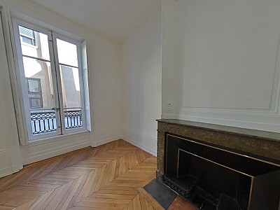 APPARTEMENT T5 A LOUER - LYON 2EME ARRONDISSEMENT Merciere-Grolee - 146.65 m2 - 2�823�&euro; charges comprises par mois