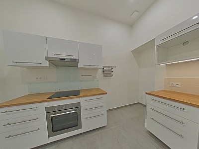 APPARTEMENT T5 A LOUER - LYON 2EME ARRONDISSEMENT Merciere-Grolee - 146.65 m2 - 2�823�&euro; charges comprises par mois