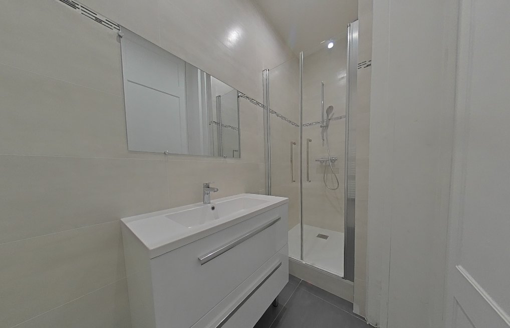 APPARTEMENT T5 A LOUER - LYON 2EME ARRONDISSEMENT Merciere-Grolee - 146.65 m2 - 2�823�&euro; charges comprises par mois