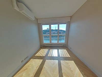 APPARTEMENT T5 A LOUER - LYON 2EME ARRONDISSEMENT La Bourse-Grenette - 164.95 m2 - 3 625 € charges comprises par mois