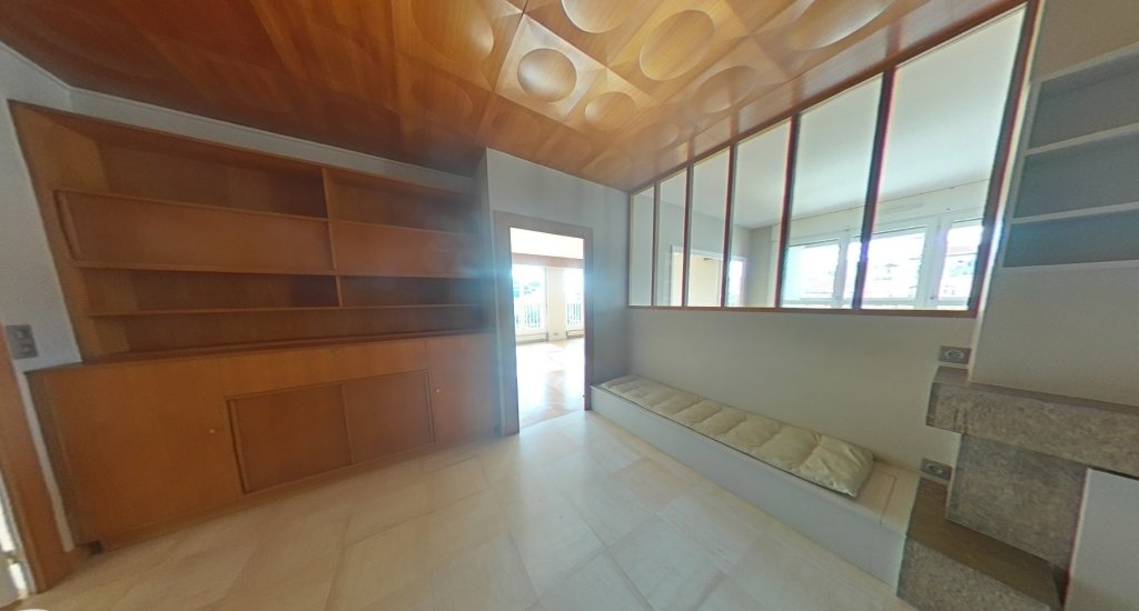 APPARTEMENT T5 A LOUER - LYON 2EME ARRONDISSEMENT La Bourse-Grenette - 164.95 m2 - 3 625 &euro; charges comprises par mois