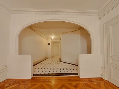 APPARTEMENT T5 A LOUER - LYON 2EME ARRONDISSEMENT Bellecour-Sala - 146.09 m2 - 1 890 &euro; charges comprises par mois