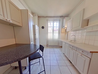 APPARTEMENT T5 A LOUER - LYON 2EME ARRONDISSEMENT Bellecour-Sala - 146.09 m2 - 1 890 &euro; charges comprises par mois