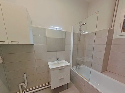 APPARTEMENT T5 A LOUER - LYON 3EME ARRONDISSEMENT Les Halles - 112.08 m2 - 1�695�&euro; charges comprises par mois