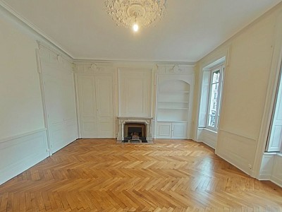 APPARTEMENT T5 A LOUER - LYON 3EME ARRONDISSEMENT Mutualite-Liberte - 134.04 m2 - 1�960�&euro; charges comprises par mois