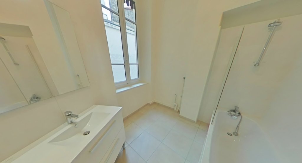 APPARTEMENT T5 A LOUER - LYON 3EME ARRONDISSEMENT Mutualite-Liberte - 134.04 m2 - 1�960�&euro; charges comprises par mois