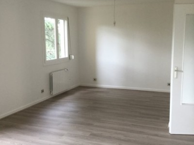 APPARTEMENT T5 A LOUER - LYON 5EME ARRONDISSEMENT - 95.88 m2 - 1170 € charges comprises par mois