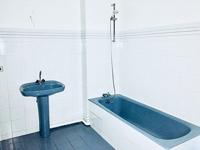 APPARTEMENT T5 A LOUER - LYON 5EME ARRONDISSEMENT - 95.88 m2 - 1170 € charges comprises par mois