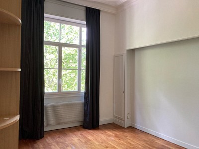APPARTEMENT T5 - LYON 6EME ARRONDISSEMENT - 154,33 m2 - LOUÉ