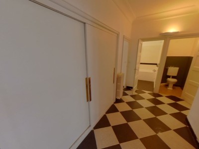 APPARTEMENT T5 A LOUER - LYON 6EME ARRONDISSEMENT - 151 m2 - 1735,23 € charges comprises par mois
