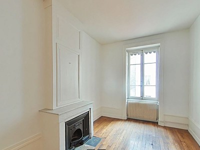 APPARTEMENT T5 A LOUER - LYON 6EME ARRONDISSEMENT Moliere - 160.68 m2 - 2200€ charges comprises par mois
