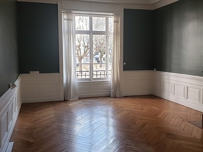 APPARTEMENT T5 A LOUER - LYON 6EME ARRONDISSEMENT Mongolfier-Le Lycee - 209.81 m2 - 3070€ charges comprises par mois