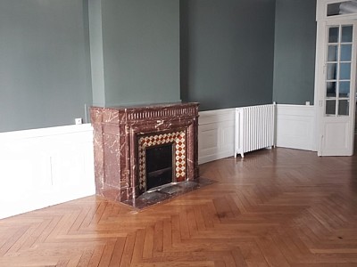 APPARTEMENT T5 A LOUER - LYON 6EME ARRONDISSEMENT Mongolfier-Le Lycee - 209.81 m2 - 3070€ charges comprises par mois