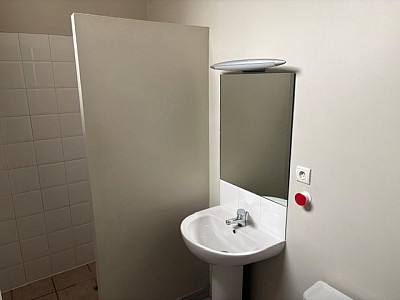 APPARTEMENT T5 A LOUER - LYON 6EME ARRONDISSEMENT Moliere - 105.97 m2 - 1 720 &euro; charges comprises par mois