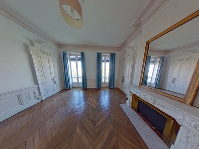 APPARTEMENT T5 A LOUER - LYON 6EME ARRONDISSEMENT l Helvetie - 185.22 m2 - 2550€ charges comprises par mois