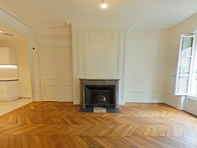 APPARTEMENT T5 A LOUER - LYON 6EME ARRONDISSEMENT Moliere - 155.06 m2 - 2490€ charges comprises par mois