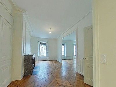 APPARTEMENT T5 A LOUER - LYON 6EME ARRONDISSEMENT Moliere - 155.06 m2 - 2490€ charges comprises par mois
