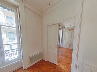 APPARTEMENT T5 A LOUER - LYON 6EME ARRONDISSEMENT Puvis de Chavannes - 112.82 m2 - 1670€ charges comprises par mois