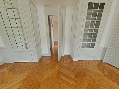 APPARTEMENT T5 A LOUER - LYON 6EME ARRONDISSEMENT l Helvetie - 127.01 m2 - 1992€ charges comprises par mois
