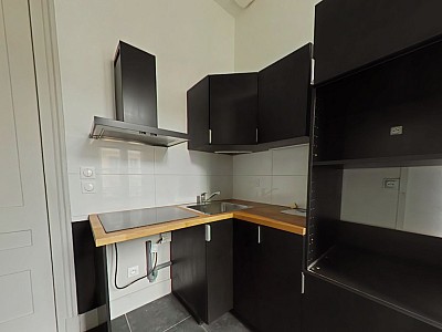 APPARTEMENT T5 A LOUER - LYON 6EME ARRONDISSEMENT l Helvetie - 127.01 m2 - 1992€ charges comprises par mois
