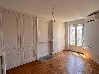 APPARTEMENT T5 A LOUER - LYON 6EME ARRONDISSEMENT Jules Ferry - 142.85 m2 - 2945€ charges comprises par mois
