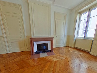 APPARTEMENT T5 A LOUER - LYON 6EME ARRONDISSEMENT Moliere - 165.04 m2 - 2�250�&euro; charges comprises par mois