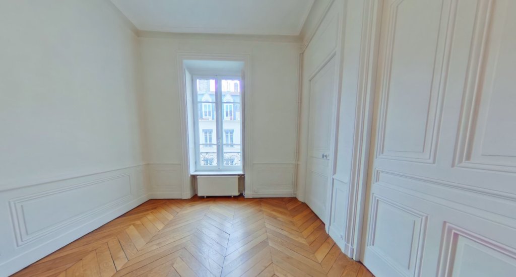 APPARTEMENT T5 A LOUER - LYON 6EME ARRONDISSEMENT Moliere - 165.04 m2 - 2�250�&euro; charges comprises par mois