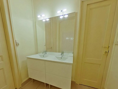 APPARTEMENT T5 A LOUER - LYON 6EME ARRONDISSEMENT Moliere - 165.04 m2 - 2�250�&euro; charges comprises par mois