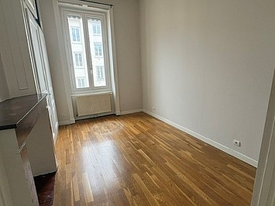 APPARTEMENT T5 A LOUER - LYON 6EME ARRONDISSEMENT Moliere - 107.48 m2 - 1 850 € charges comprises par mois