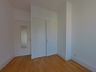 APPARTEMENT T5 A LOUER - LYON 6EME ARRONDISSEMENT Mairie - 90.67 m2 - 1 510 € charges comprises par mois