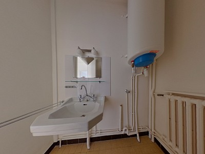 APPARTEMENT T5 A LOUER - LYON 6EME ARRONDISSEMENT Mairie - 90.67 m2 - 1 510 € charges comprises par mois
