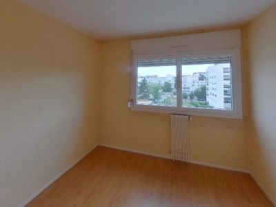 APPARTEMENT T5 A LOUER - LYON 8EME ARRONDISSEMENT - 110,33 m2 - 1580 € charges comprises par mois