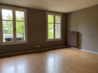 APPARTEMENT T5 A LOUER - LYON 9EME ARRONDISSEMENT - 95,7 m2 - 1090 € charges comprises par mois