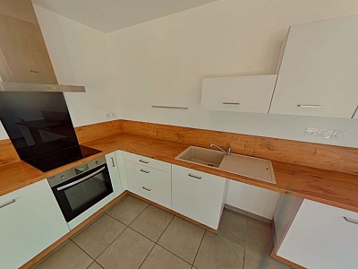 APPARTEMENT T5 A LOUER - MONTANAY - 99.86 m2 - 1072€ charges comprises par mois