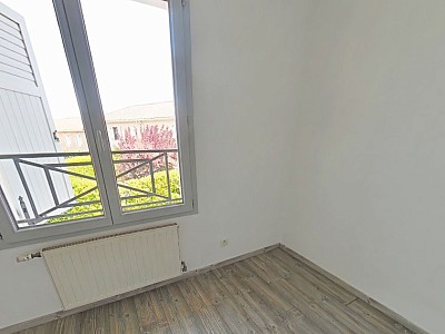 APPARTEMENT T5 A LOUER - RILLIEUX LA PAPE Perica-La Roue - 107.43 m2 - 1475€ charges comprises par mois