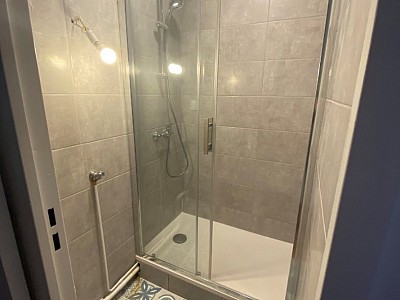 APPARTEMENT T5 A LOUER - VILLEURBANNE Einstein-Salengro - 96.78 m2 - 1 320 € charges comprises par mois