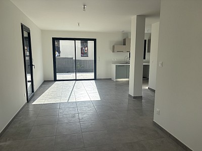 APPARTEMENT T5 A LOUER - VINDRY SUR TURDINE - 90.43 m2 - 1 250 &euro; charges comprises par mois