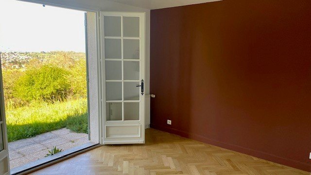 APPARTEMENT T6 A LOUER - LIMONEST - 161.2 m2 - 2 650 &euro; charges comprises par mois