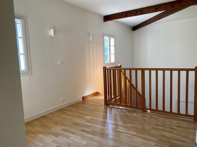 APPARTEMENT T6 A LOUER - LIMONEST - 161.2 m2 - 2 650 &euro; charges comprises par mois