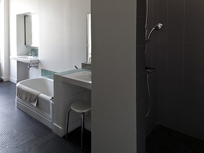 APPARTEMENT T6 A LOUER - LYON 2EME ARRONDISSEMENT AINAY - 260 m2 - 4210 € charges comprises par mois