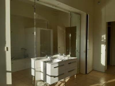 APPARTEMENT T6 A LOUER - LYON 2EME ARRONDISSEMENT - 233,85 m2 - 2970 € charges comprises par mois
