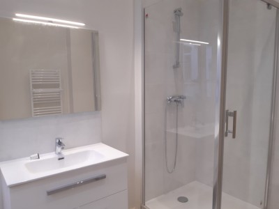 APPARTEMENT T6 A LOUER - LYON 2EME ARRONDISSEMENT - 233,85 m2 - 2970 € charges comprises par mois