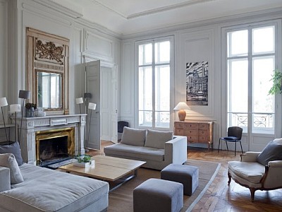 APPARTEMENT T6 A LOUER - LYON 2EME ARRONDISSEMENT Bellecour-Sala - 260 m2 - 4380€ charges comprises par mois