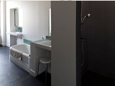 APPARTEMENT T6 A LOUER - LYON 2EME ARRONDISSEMENT Bellecour-Sala - 260 m2 - 4380€ charges comprises par mois