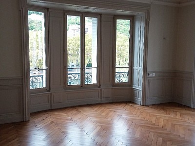 APPARTEMENT T6 A LOUER - LYON 2EME ARRONDISSEMENT Vaubecour-Mairie - 220.69 m2 - 3140€ charges comprises par mois