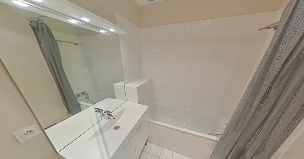 APPARTEMENT T6 A LOUER - LYON 2EME ARRONDISSEMENT Vaubecour-Mairie - 220.69 m2 - 3�140�&euro; charges comprises par mois